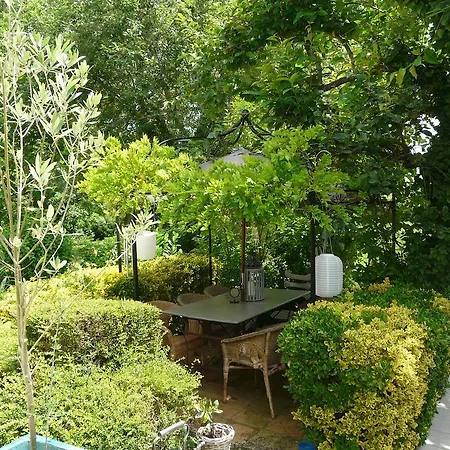 Bed & Breakfast Clos Des Saveurs Gensac (Gironde)